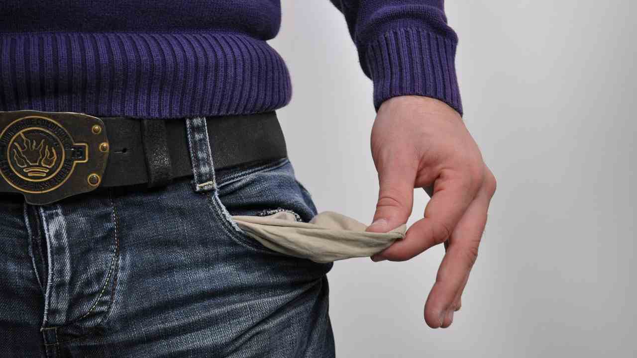 Difficoltà economica segno