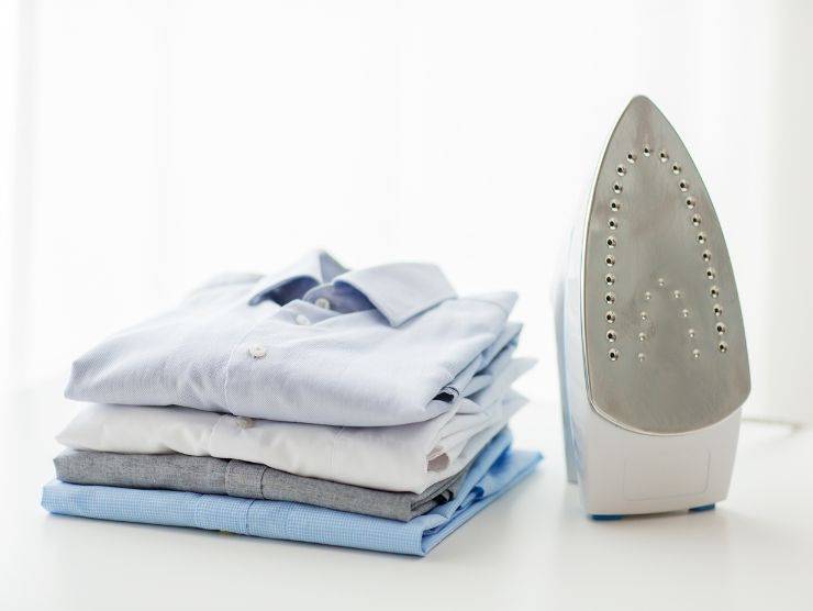 errori quando stiri le camicie