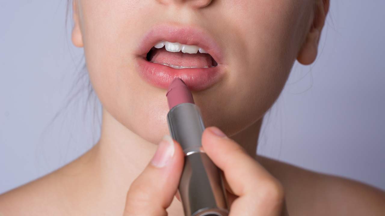 make up labbra sottili