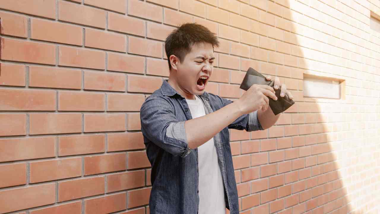 segno soldi in perdita