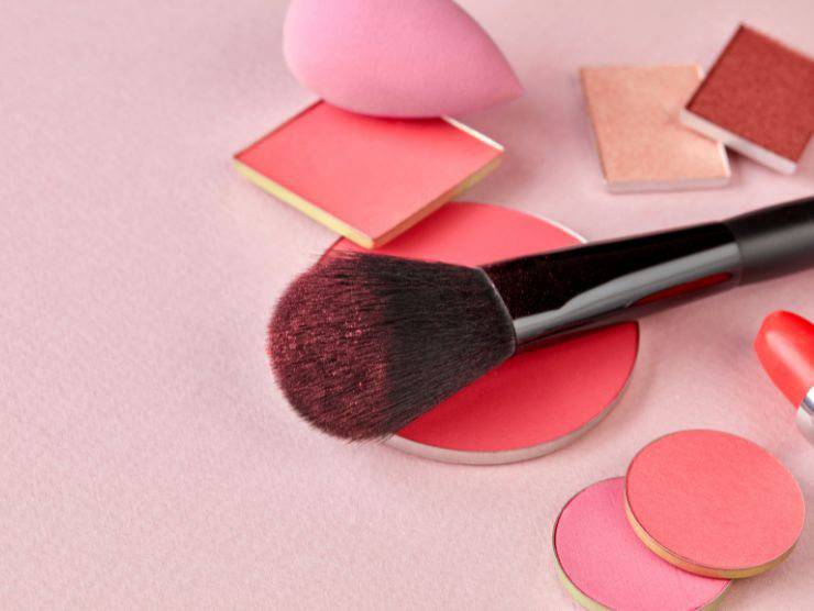 make-up capelli rossi