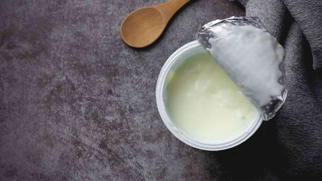 Yogurt scaduto