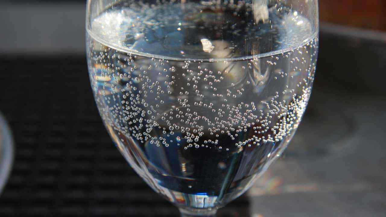 acqua minerale