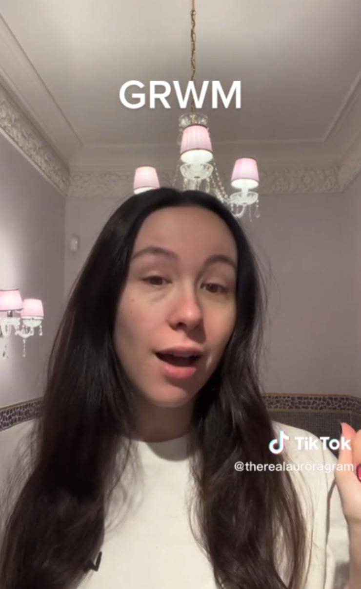 Aurora Ramazzotti seccatura in viaggio