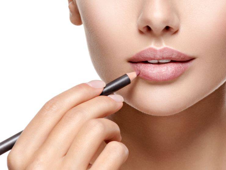 dare una forma accentuata