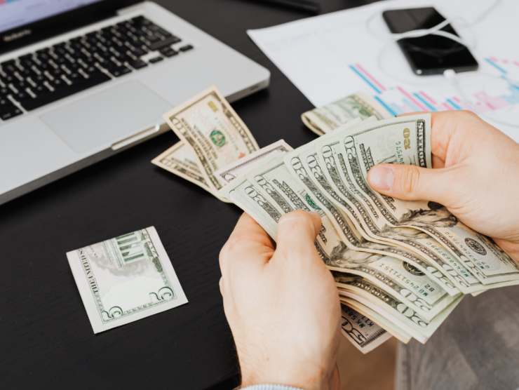 soldi in arrivo per lui