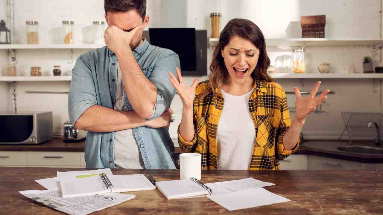 segno difficoltà economiche 