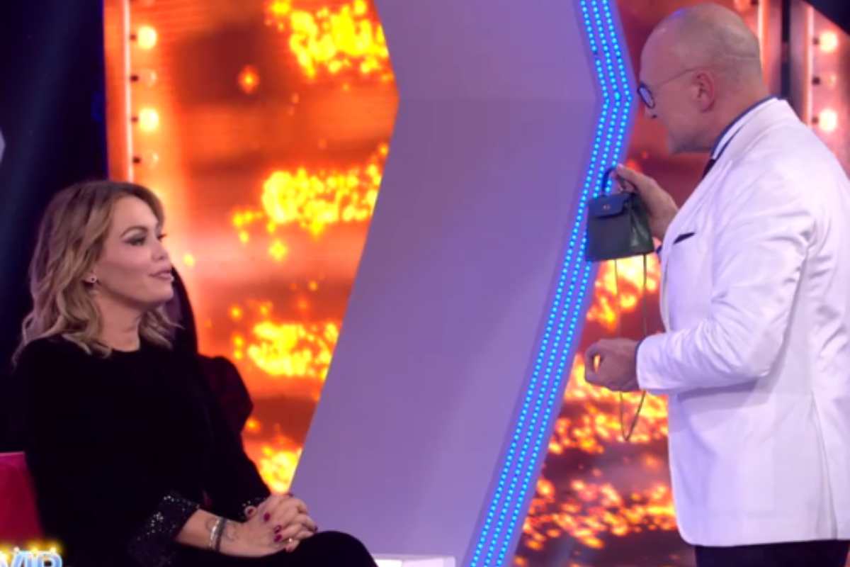 borsa mostrata in diretta