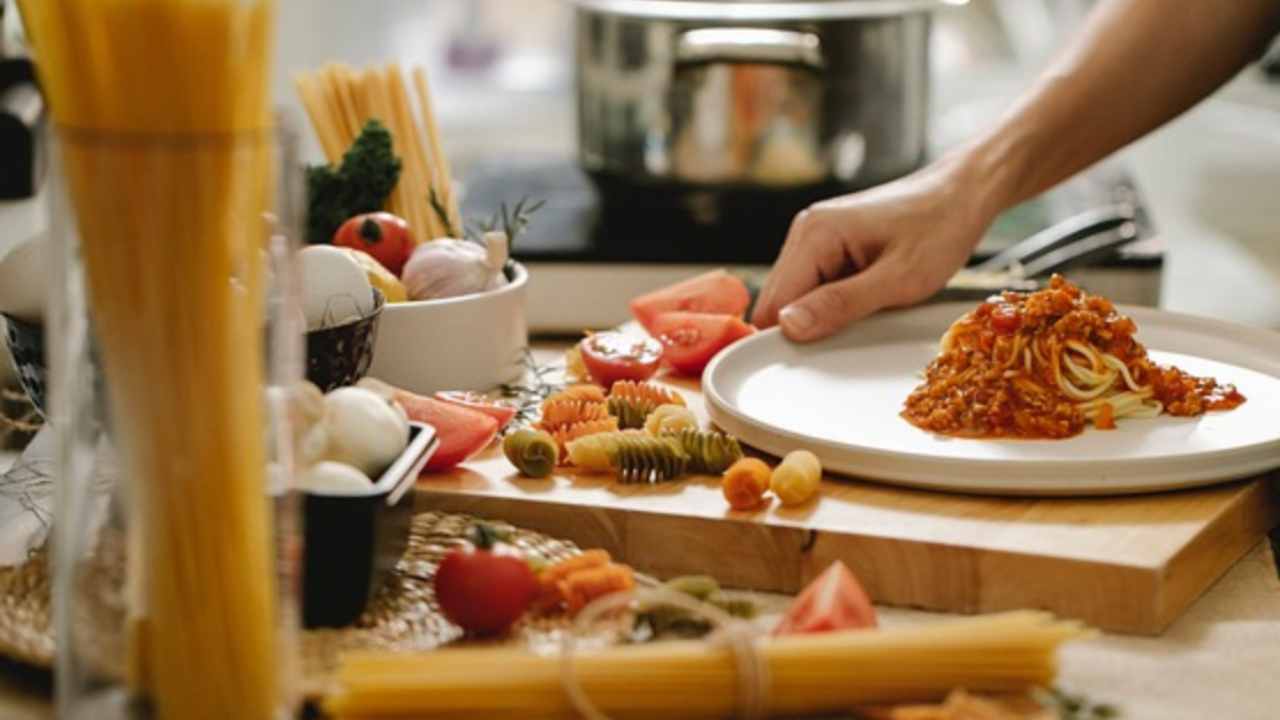 trucco pulire fornelli cucina