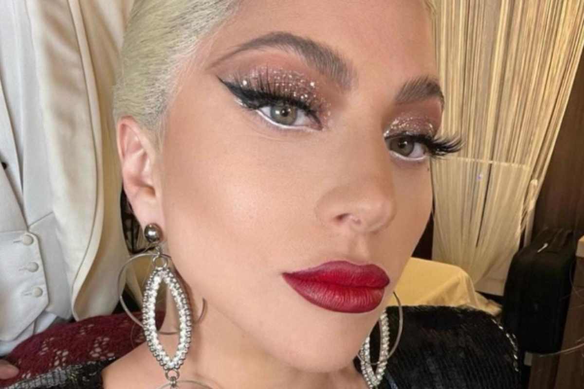 lady gaga instagram selfie