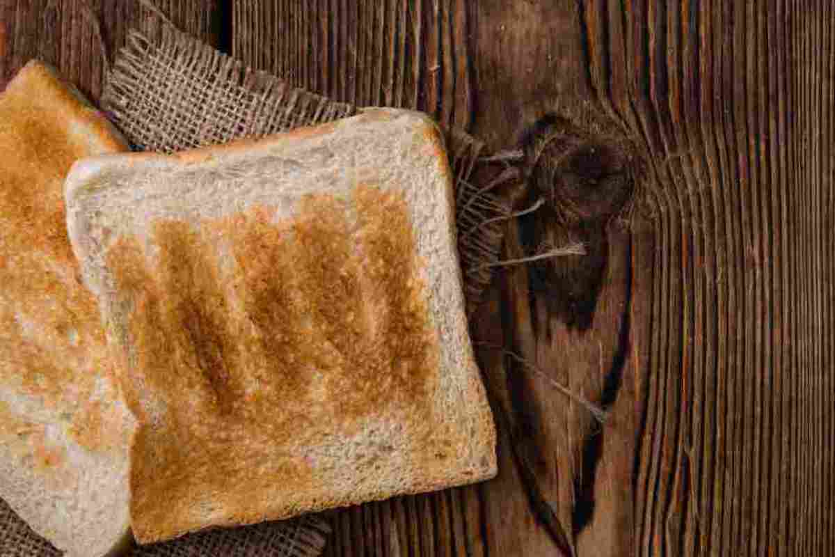 pane tostato