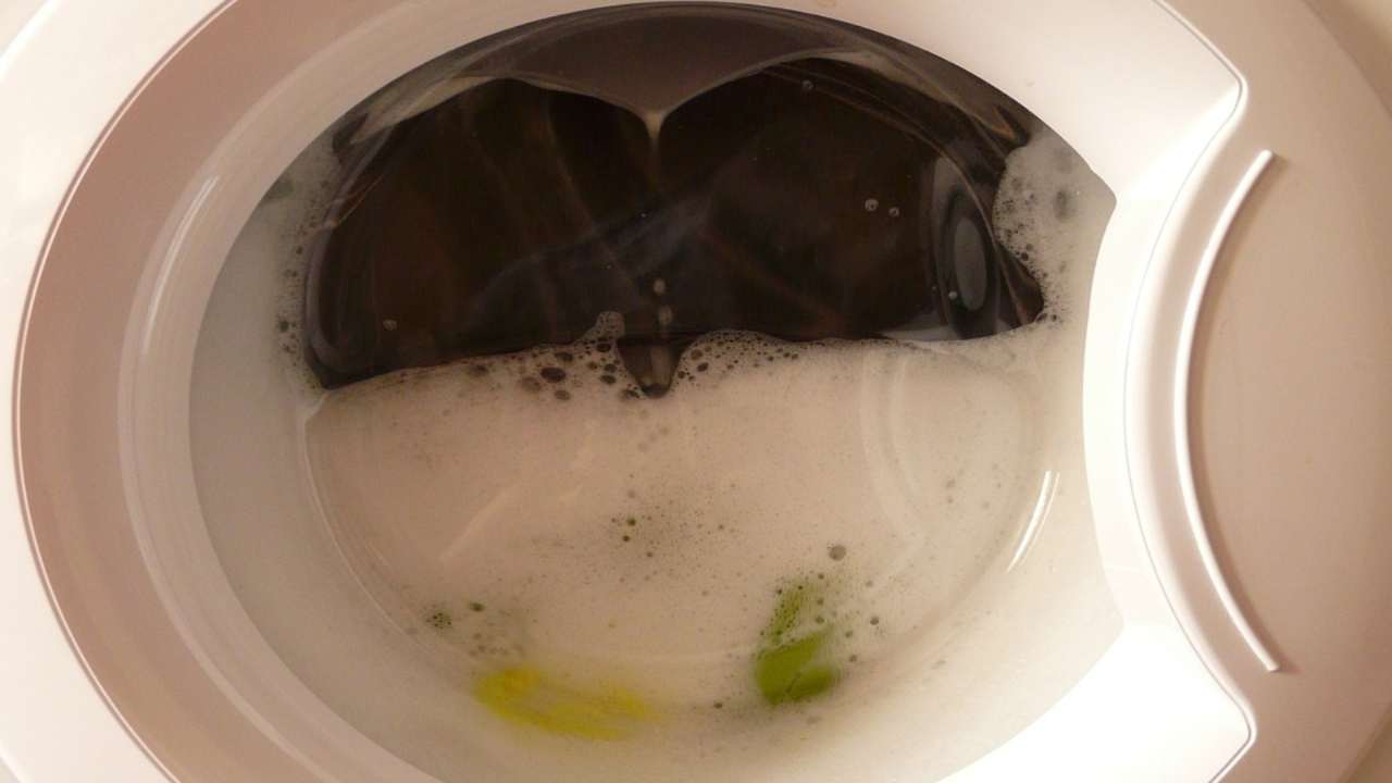 Schiuma danni lavatrice