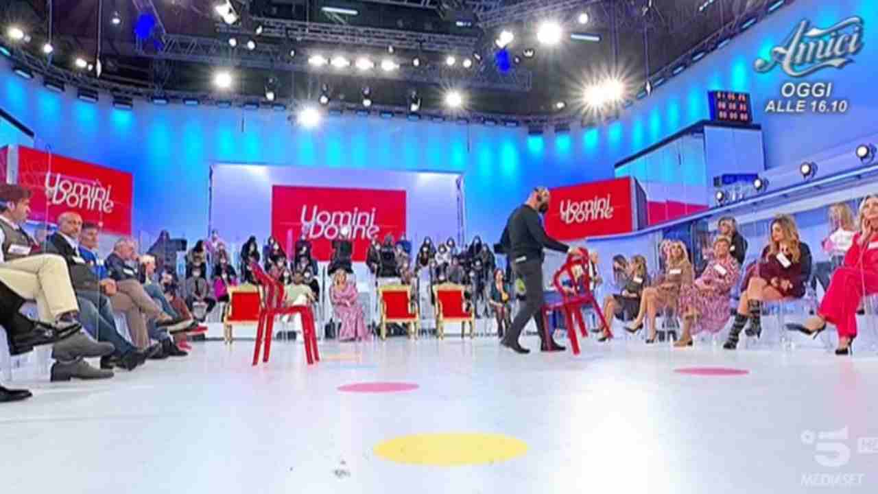 uomini e donne trono over