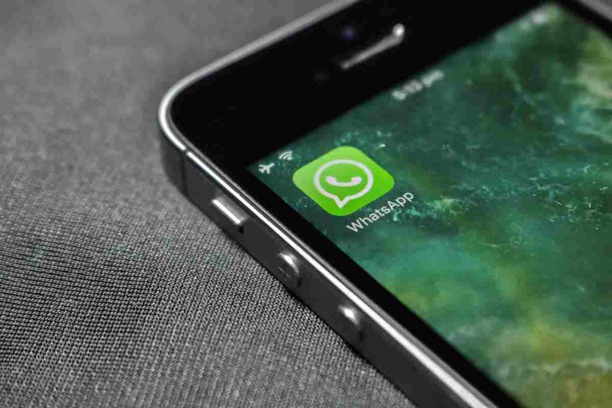 whatsapp addio brutta notizia