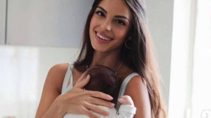 Giulia Belmonte trucco aceto