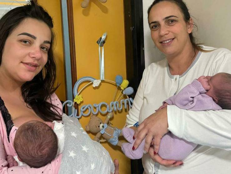 mamma figlia doppio parto