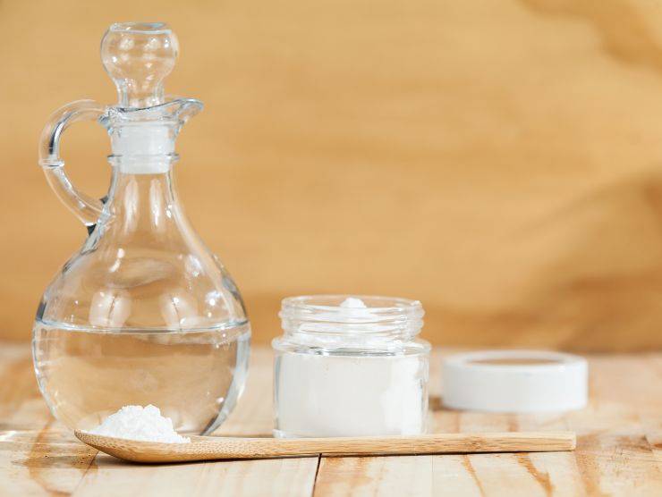 padella aceto bicarbonato