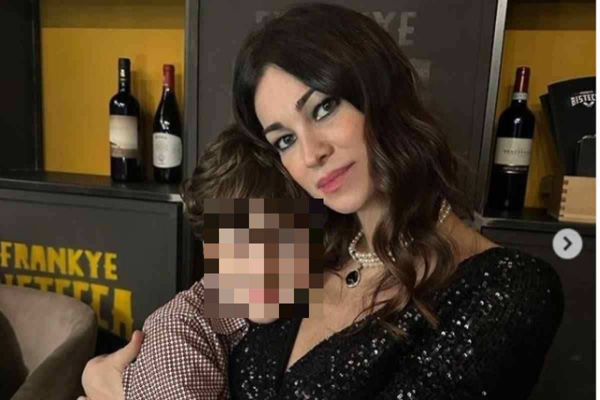 Manuela Arcuri e la sua vita da mamma