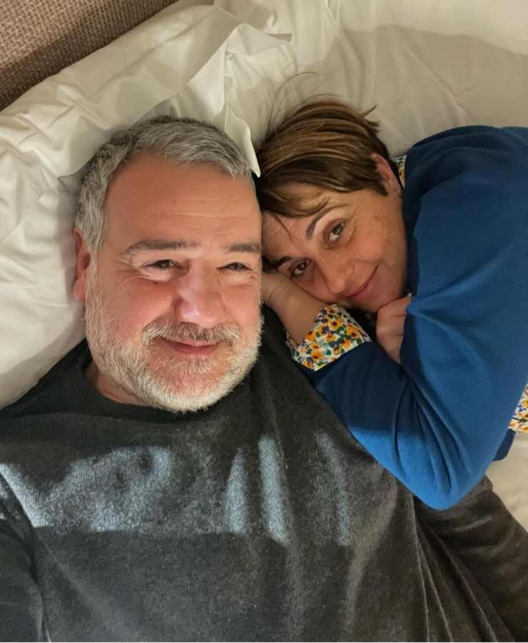 bendetta rossi con marito a letto