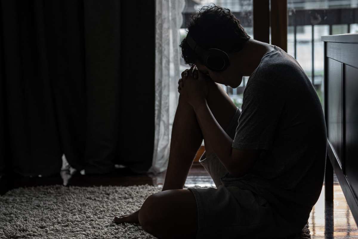 Hikikomori: isolamento e depressione negli adolescenti