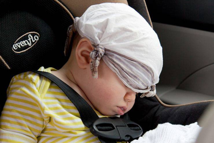 Tutti i risultati dei test sui seggiolini per bimbi da installare in auto del magazine Que Choisir