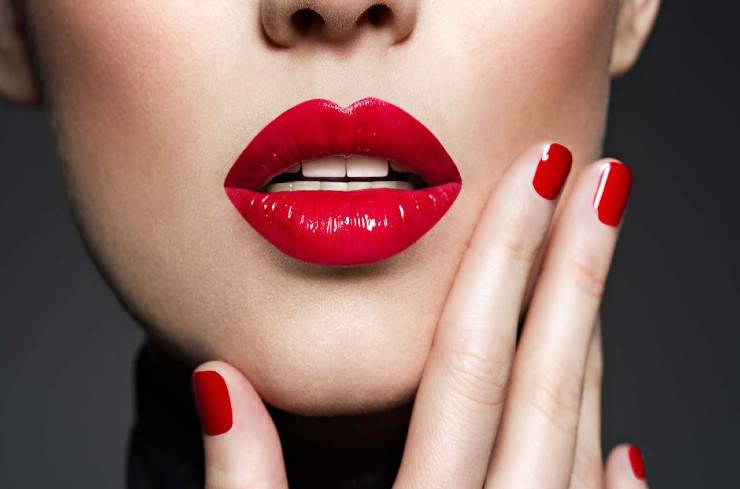 Rossetto- rosso- donna