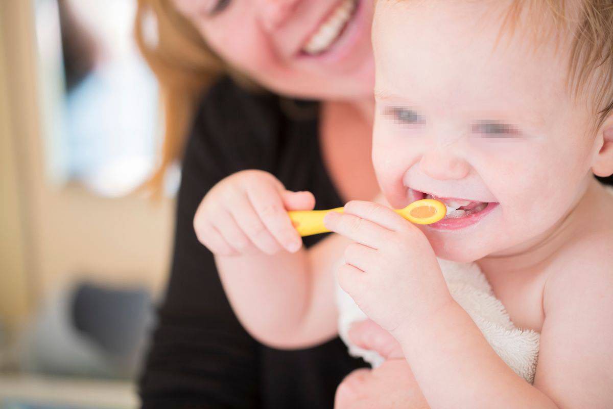 come non far rovinare denti ai bambini