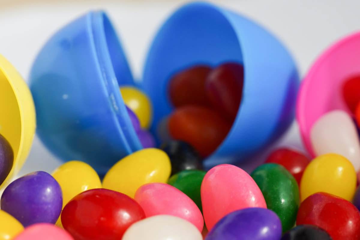 riciclare contenitore uovo pasqua