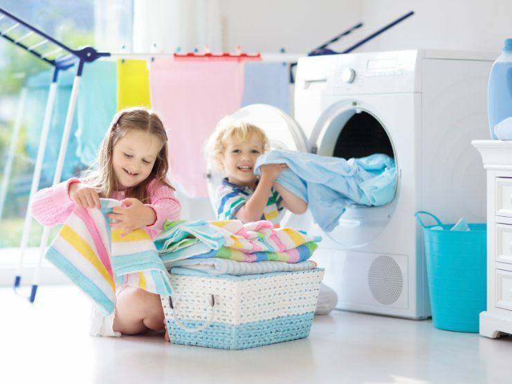 lavare con cura indumenti neonati