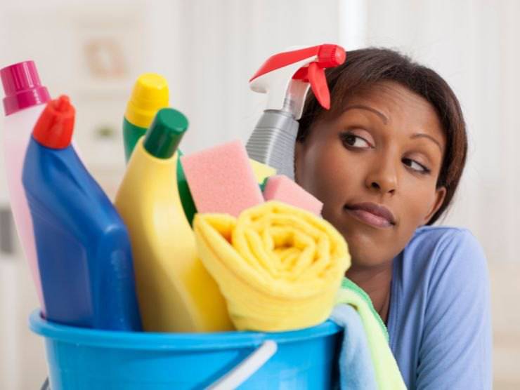 trucchi pulire casa velocemente