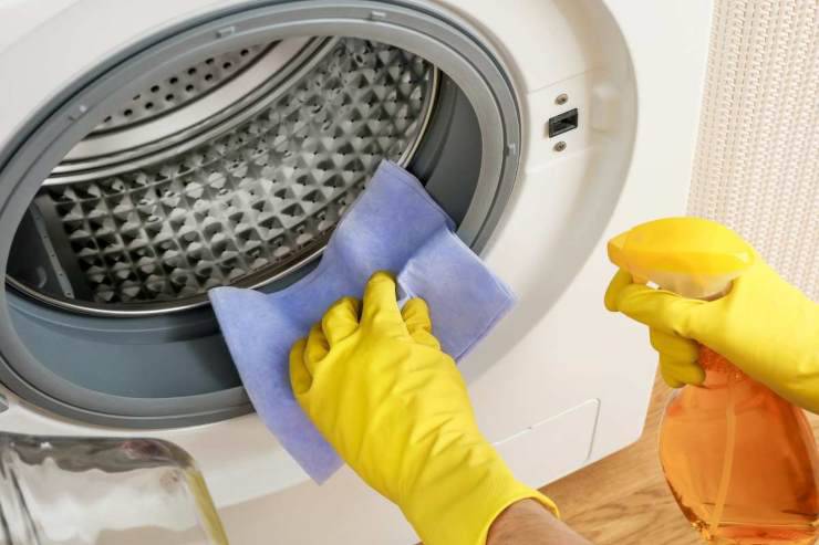 bucato che puzza come rimediare
