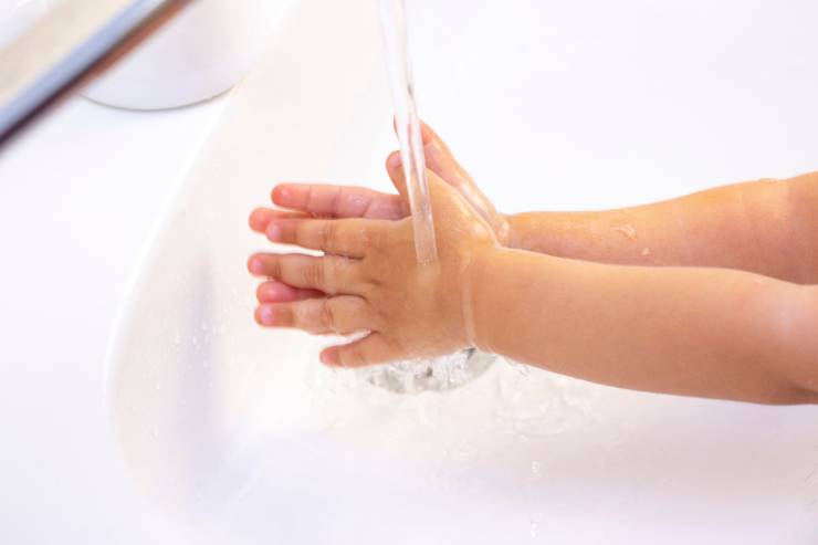 lavare mani bimbi importante perché
