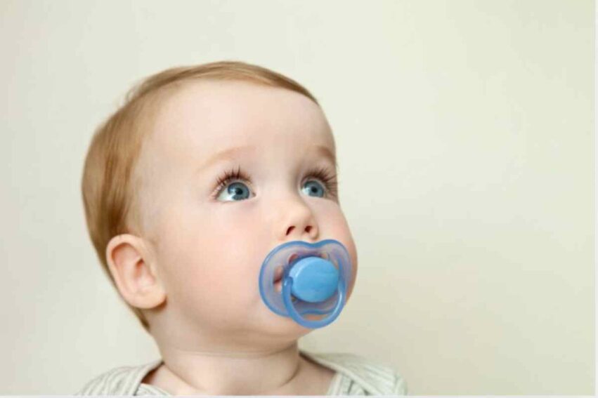 Ciuccio Per Bambino Con Lettera E Catena - Rosa - Silicone Alimentare - 0-18 Mesi - Succhietto Bling - 5